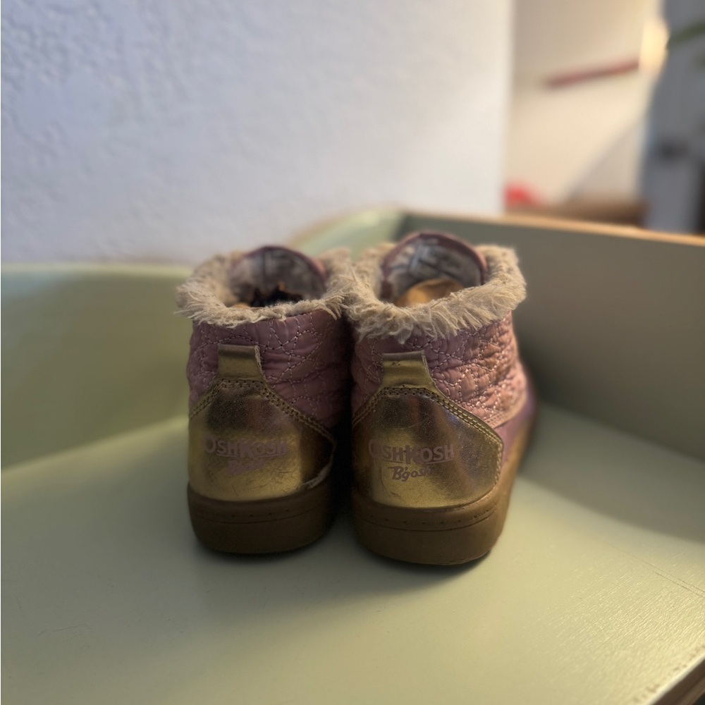 OshKosh B’gosh 🌸 Pink Quilted Faux Fur Boots – Size 11 Little Kid - Picture 4 of 6